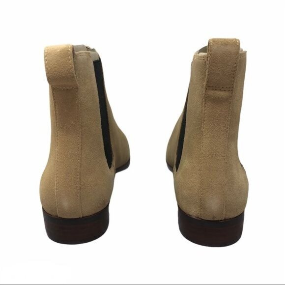 J. Crew Pull on Chelsea Boots in Desert Sand Suede Size 8 and Size 9 NIB - Picture 7 of 10